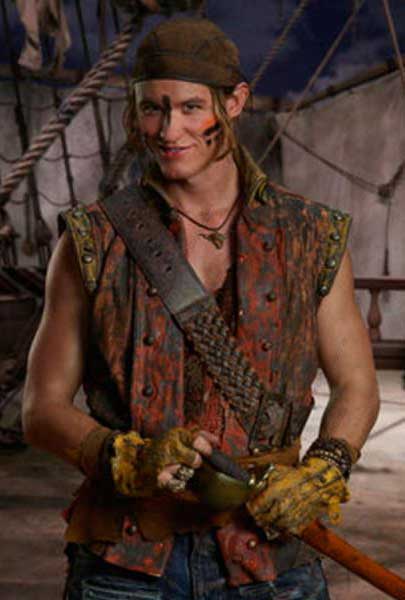 Descendants 2 Dylan Playfair Leather Vest Gil-Descendants-leather-Brown-Vest`
